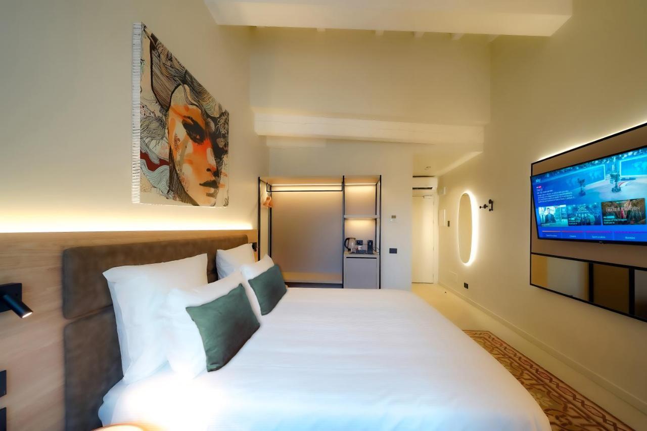 Bergamo Inn 21 Exteriér fotografie Deluxe Room