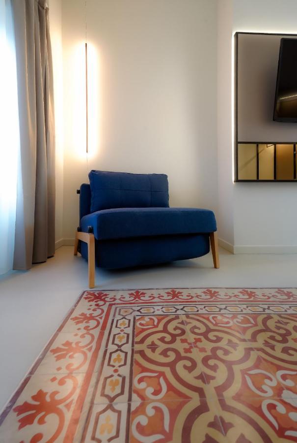 Bergamo Inn 21 Exteriér fotografie A sofa bed