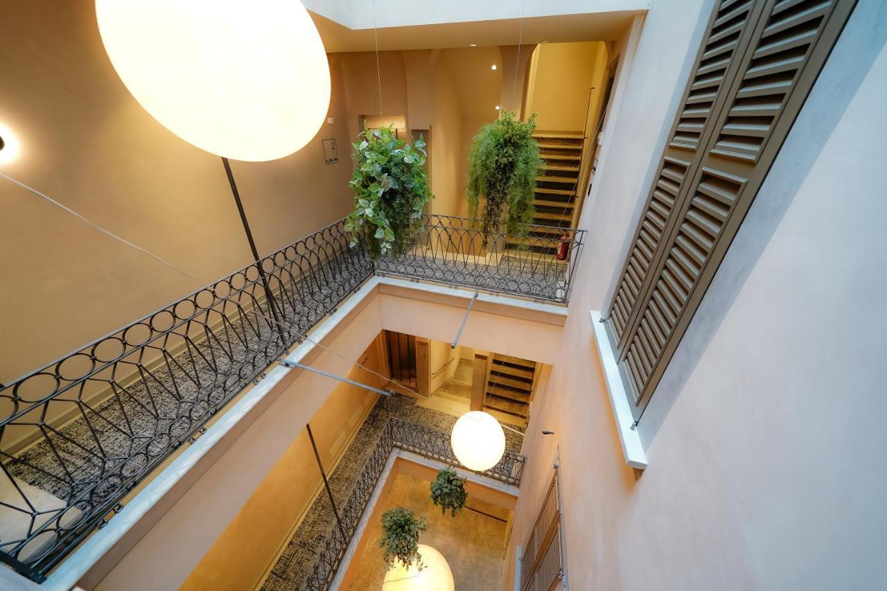 Bergamo Inn 21 Exteriér fotografie Interior of the hotel